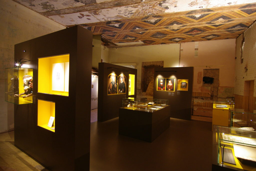 Ausstellungsvitrinen & Schauvitrinen